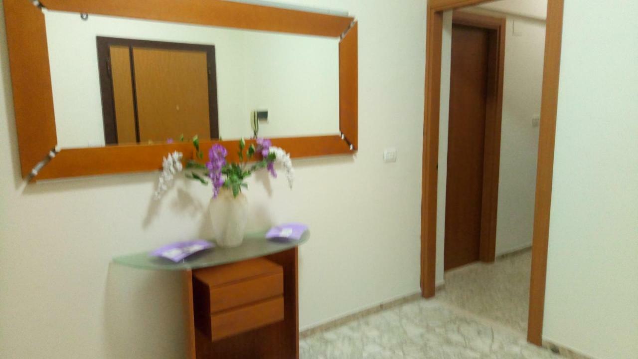 Lovelybed Aprilia Bagian luar foto